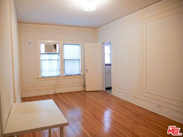 321 N Sycamore Avenue, Los Angeles, CA 90036