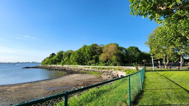 5-10 115th Street 2C, College Point, NY 11356