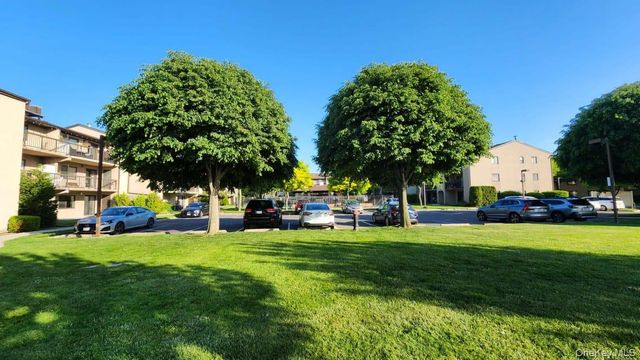5-10 115th Street 2C, College Point, NY 11356