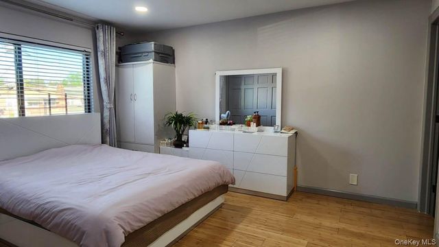 5-10 115th Street 2C, College Point, NY 11356