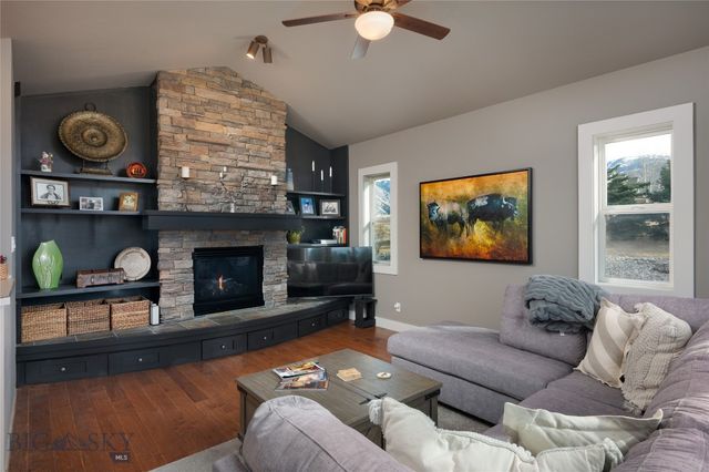 749 Summer Ridge Road, Bozeman, MT 59715