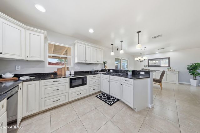 8112 E MONTE VISTA Road, Scottsdale, AZ 85257