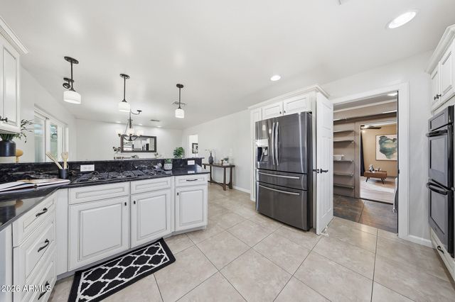 8112 E MONTE VISTA Road, Scottsdale, AZ 85257