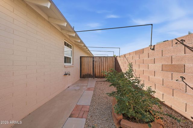 8112 E MONTE VISTA Road, Scottsdale, AZ 85257