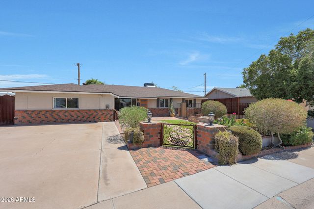 8112 E MONTE VISTA Road, Scottsdale, AZ 85257