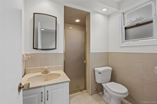 2500 Centre Avenue, Bellmore, NY 11710
