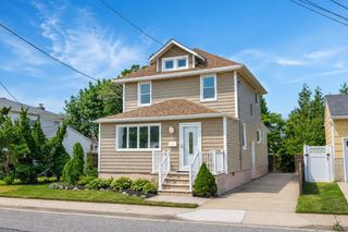 2500 Centre Avenue, Bellmore, NY 11710