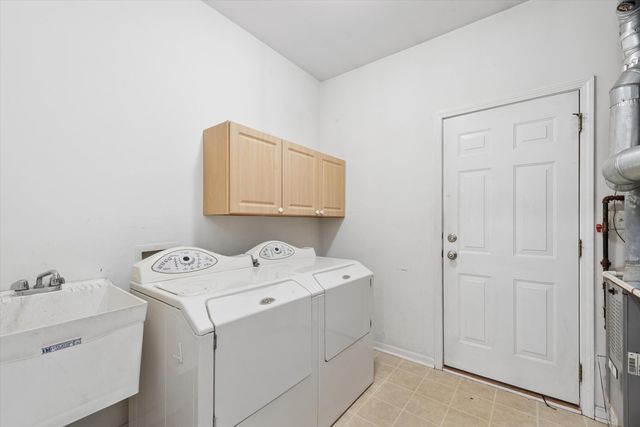 1068 Rockwell Lane, Dyer, IN 46311