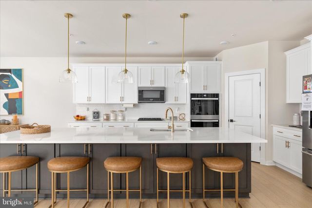 423 MEADOW CREEK DR, Bowie, MD 20716