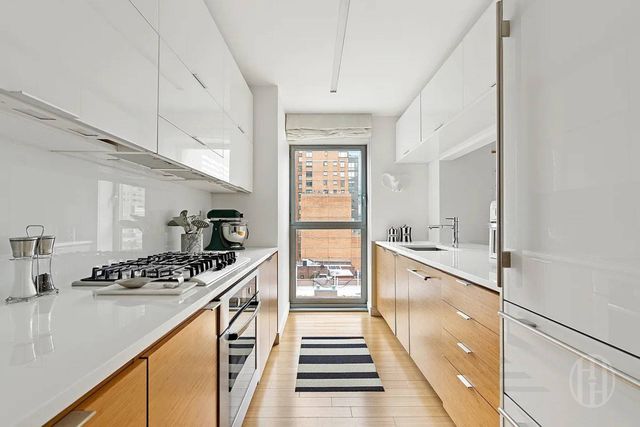 303 E 33rd St Apt 9E, New York City, NY 10016