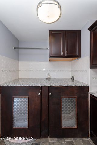 623 Beachwood Avenue, Toms River, NJ 08753