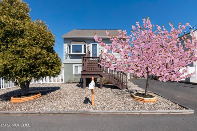 623 Beachwood Avenue, Toms River, NJ 08753