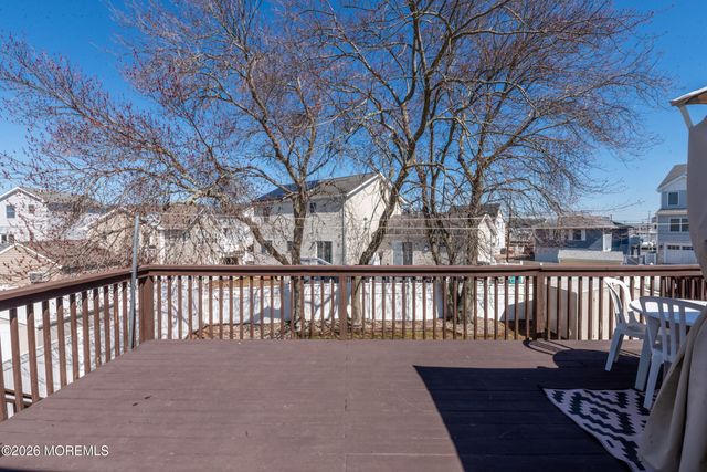 623 Beachwood Avenue, Toms River, NJ 08753