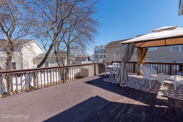 623 Beachwood Avenue, Toms River, NJ 08753
