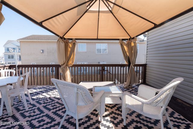623 Beachwood Avenue, Toms River, NJ 08753