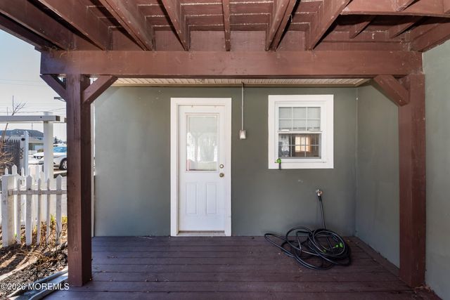 623 Beachwood Avenue, Toms River, NJ 08753