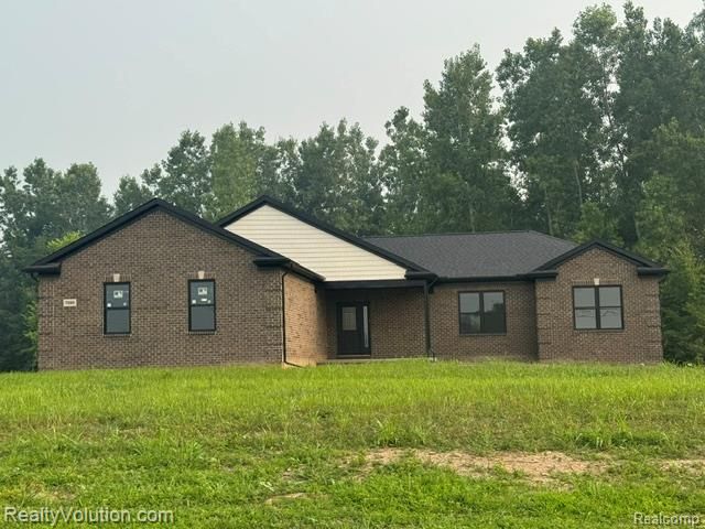 7260 Newark Road, Imlay Township, MI 48444