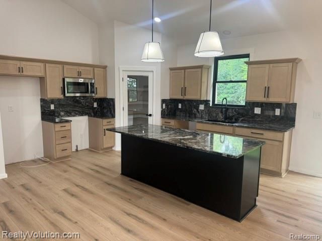 7260 Newark Road, Imlay Township, MI 48444