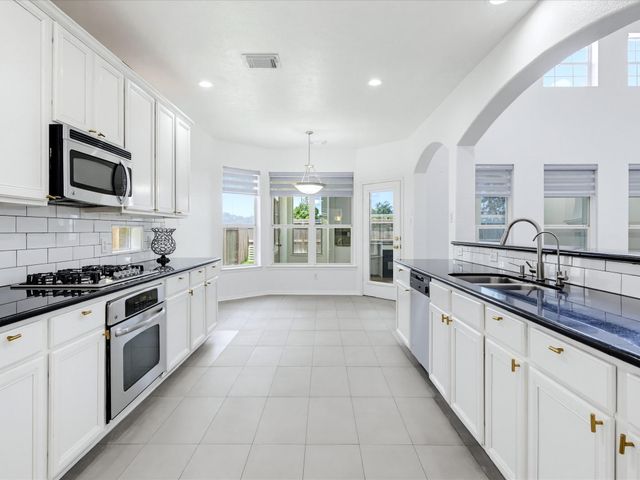 1114 Jasons Bend Drive, Sugar Land, TX 77479