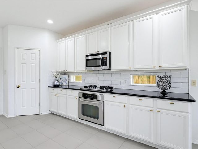 1114 Jasons Bend Drive, Sugar Land, TX 77479