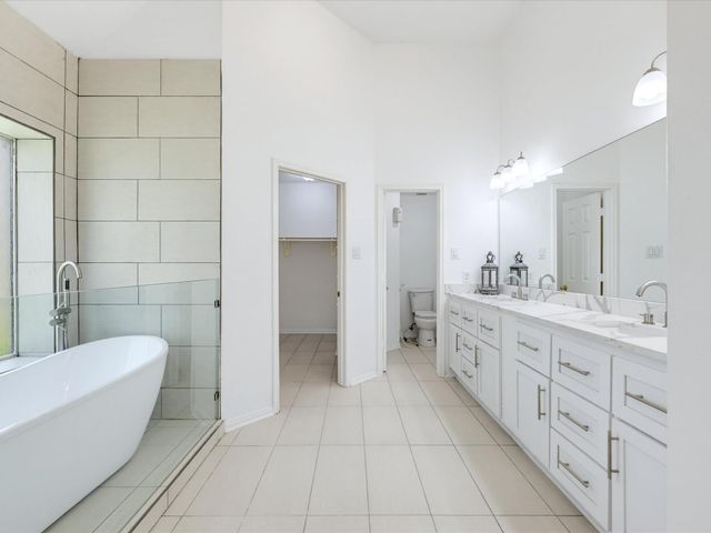 1114 Jasons Bend Drive, Sugar Land, TX 77479