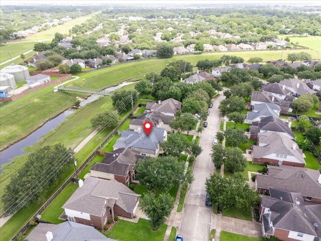 1114 Jasons Bend Drive, Sugar Land, TX 77479