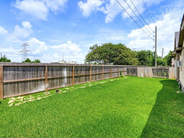 1114 Jasons Bend Drive, Sugar Land, TX 77479