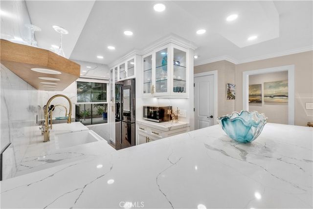 240 Moss Street 1, Laguna Beach, CA 92651