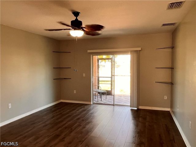 10353 Canal Brook LN, Lehigh Acres, FL 33936