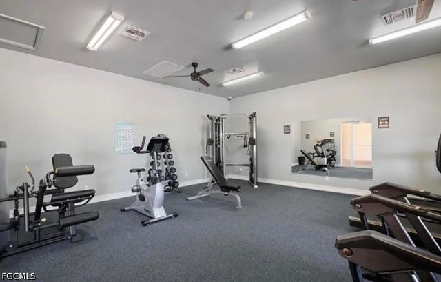 10353 Canal Brook LN, Lehigh Acres, FL 33936