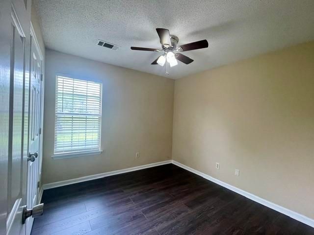 75 OAK CREST DR, Oakland, TN 38060