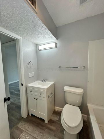 3020 SW 27th Avenue, Amarillo, TX 79109