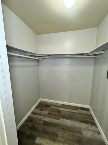 3020 SW 27th Avenue, Amarillo, TX 79109