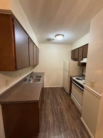 3020 SW 27th Avenue, Amarillo, TX 79109