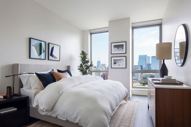 164 N Peoria Street 2504, Chicago, IL 60607