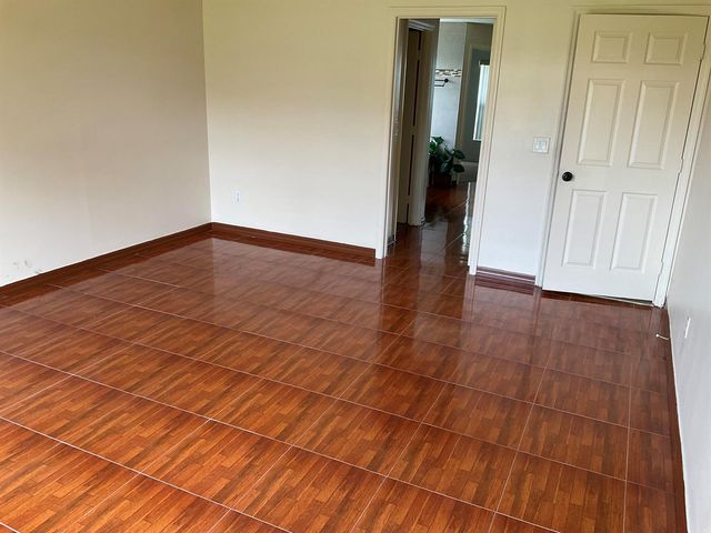 688 SW Heather Street, Port St. Lucie, FL 34983