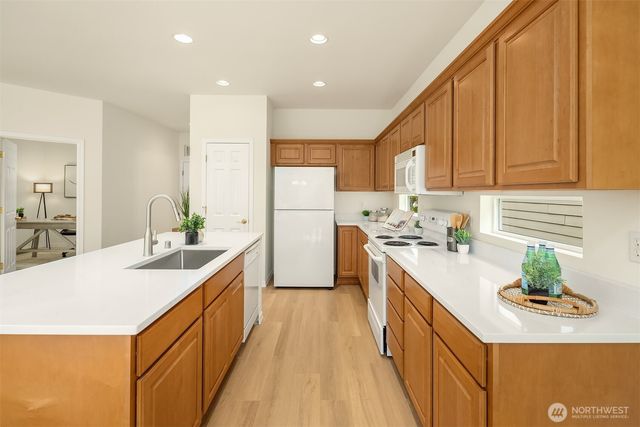 23171 NE 128th Place, Redmond, WA 98053