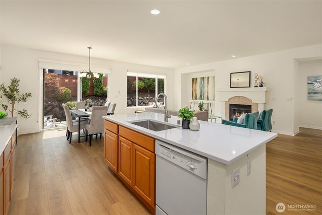 23171 NE 128th Place, Redmond, WA 98053