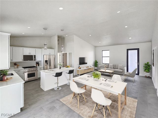 314 NW 20th TER, Cape Coral, FL 33993