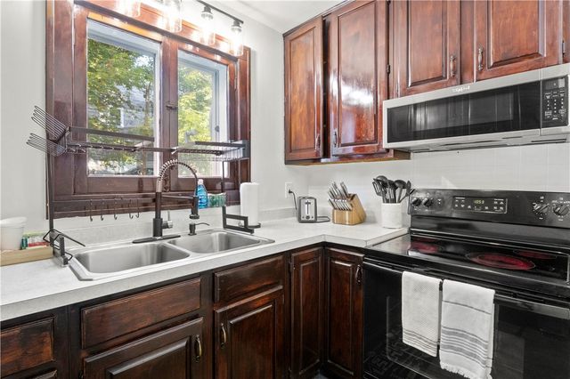 43 Stanfield Terrace, Rochester, NY 14619