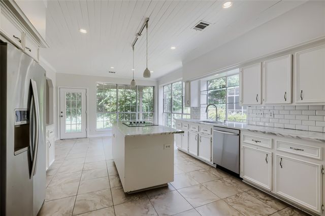 2803 Wyndham Lane, Richardson, TX 75082