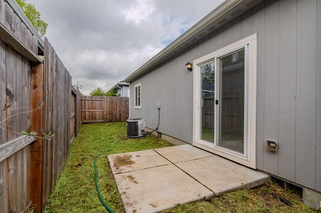 855 Tannin Drive, Medford, OR 97501