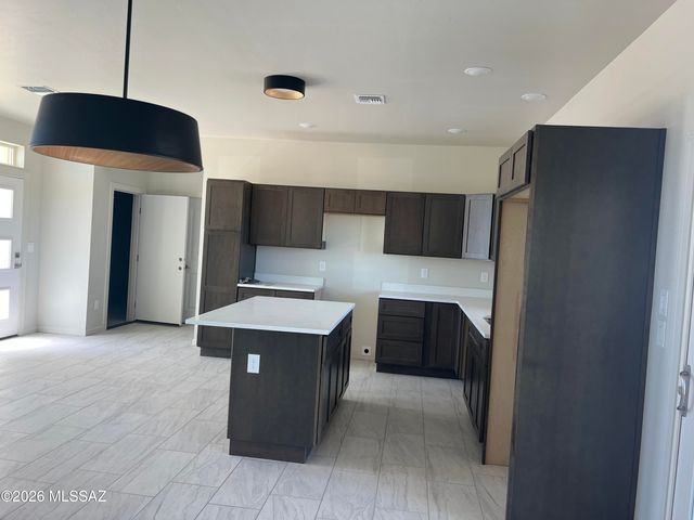 1501 Circulo Sombrero, Rio Rico, AZ 85648