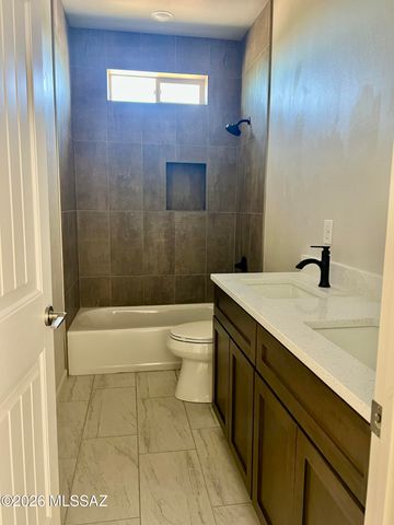 1501 Circulo Sombrero, Rio Rico, AZ 85648