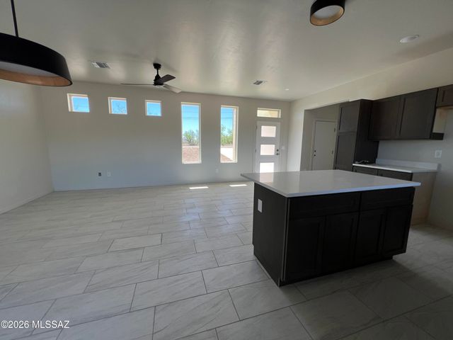 1501 Circulo Sombrero, Rio Rico, AZ 85648