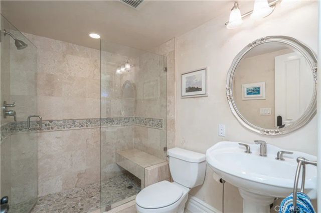 920 11th, Huntington Beach, CA 92648