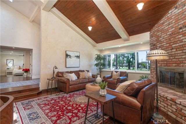 920 11th, Huntington Beach, CA 92648