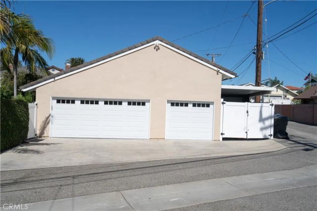 920 11th, Huntington Beach, CA 92648
