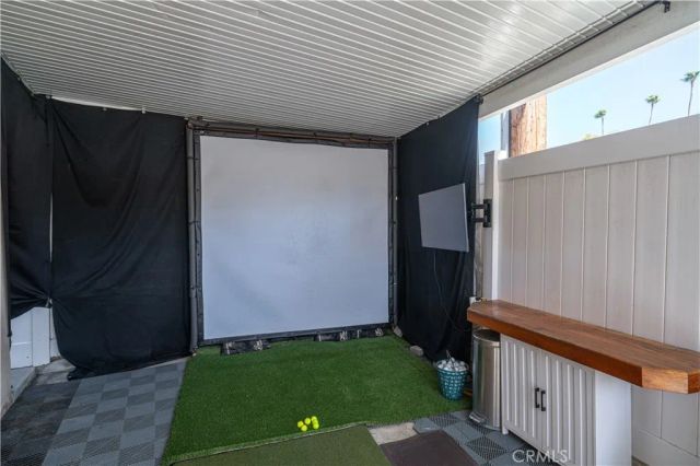 920 11th, Huntington Beach, CA 92648