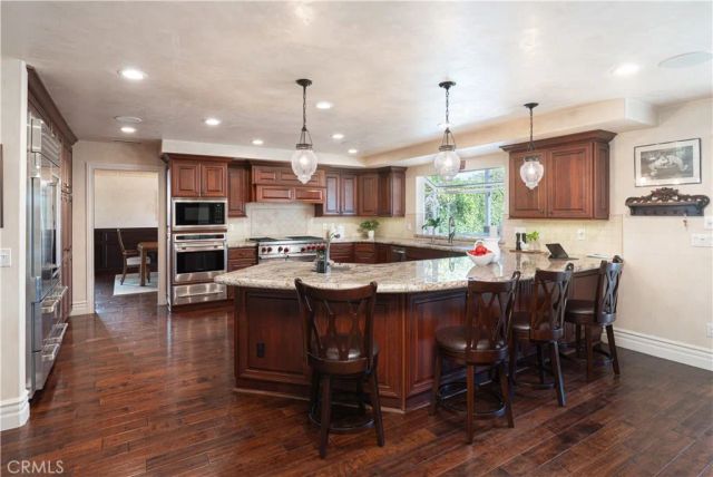 920 11th, Huntington Beach, CA 92648